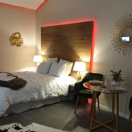 Love-room Paradise !